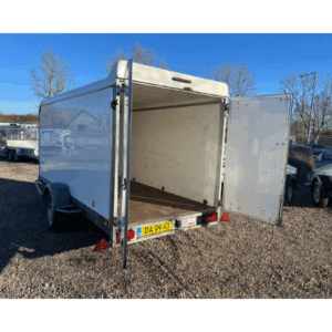 Lav flyttetrailer 155x159x366 m/døre - Udlejning Ejby Fyn